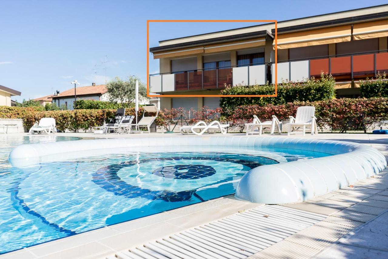 Hygge Family Apartment - One Step Away From The Lake!!! Sirmione Kültér fotó